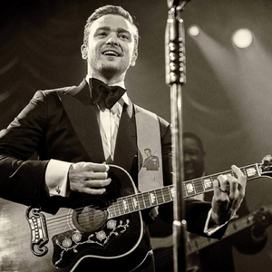 小萝莉扒开尿口久久久
